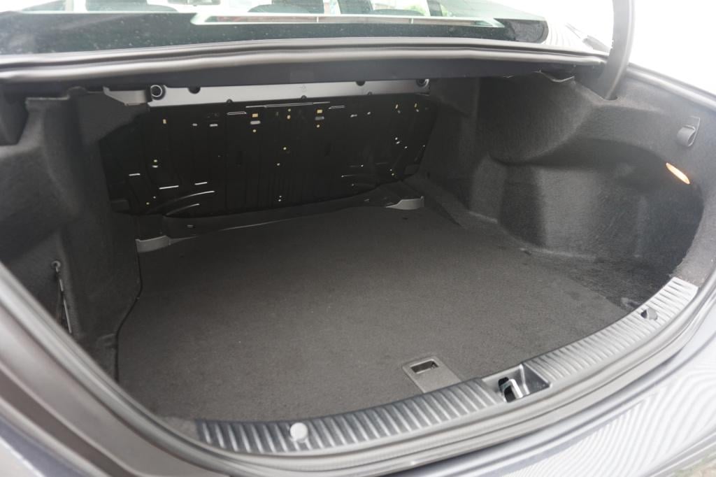 Mercedes-Benz C-Klasse 180 ambition amg line climate / navi / cruise / pdc 