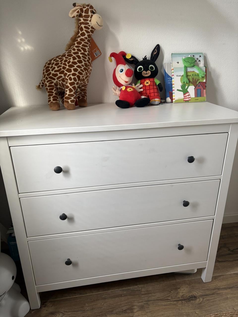 Hemnes lade kast