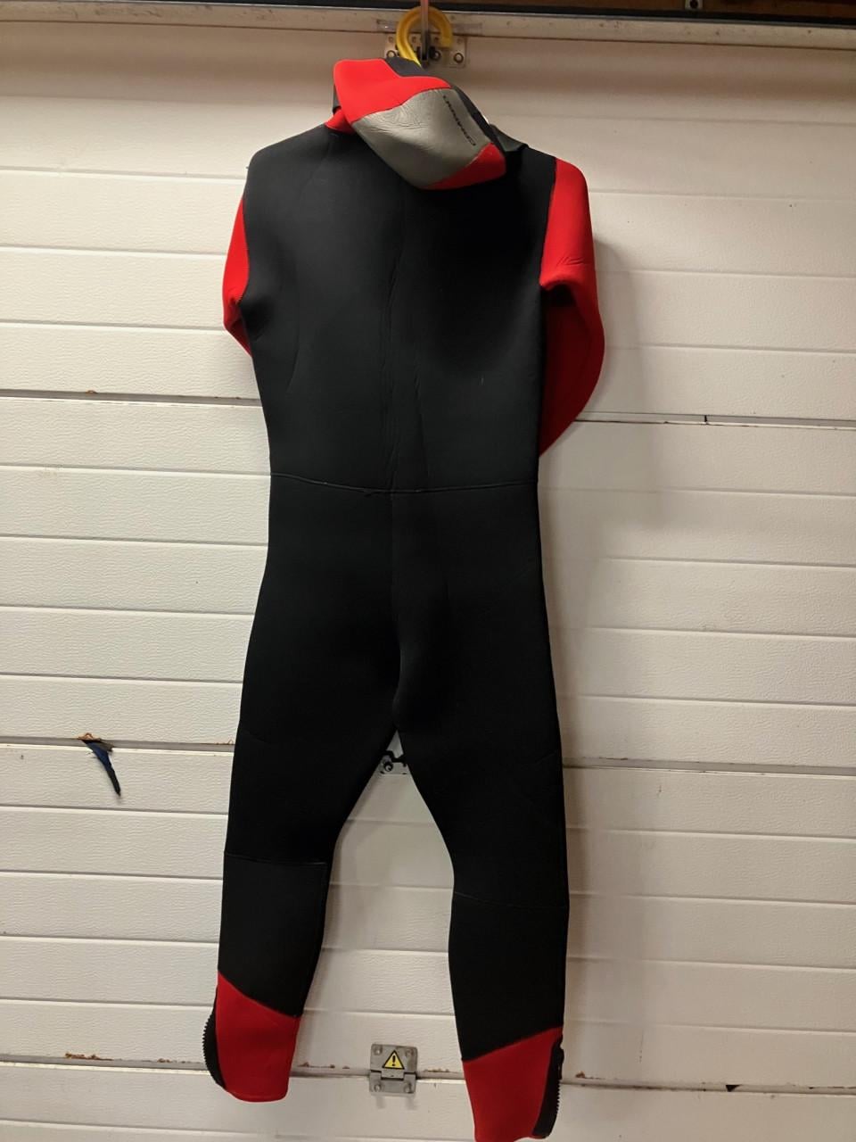 Camaro 7mm duikpak, nieuwstaat