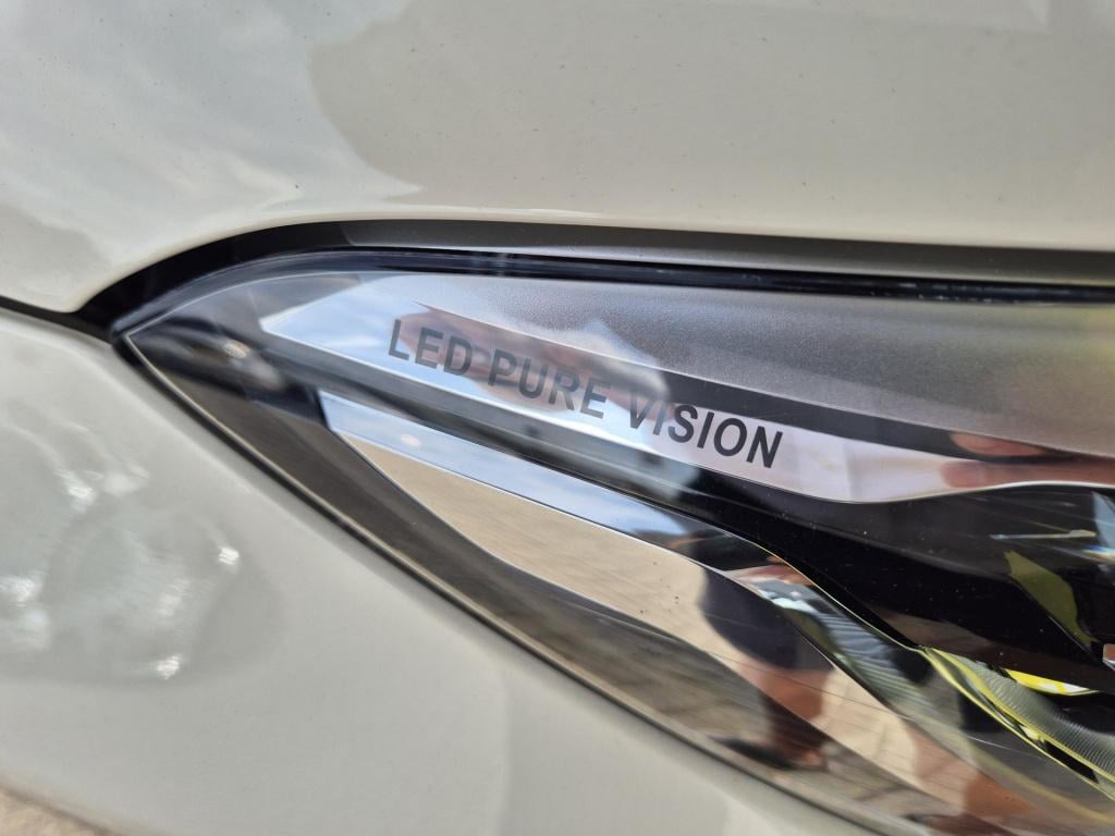 Renault Captur tce 90 intens parkeersensoren, navigatie, led verlichting, c
