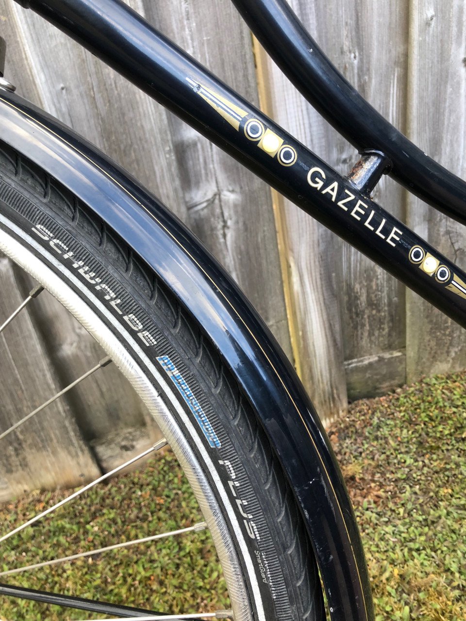 Zwarte Gazelle omafiest framehoogte 58 cm wielmaat 28 inch.