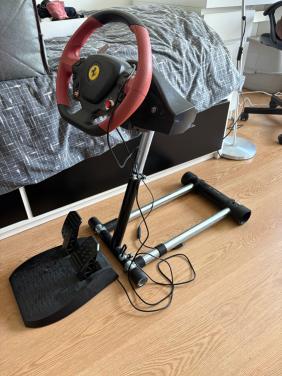 Ferrari racestuur + standaard voor Xbox