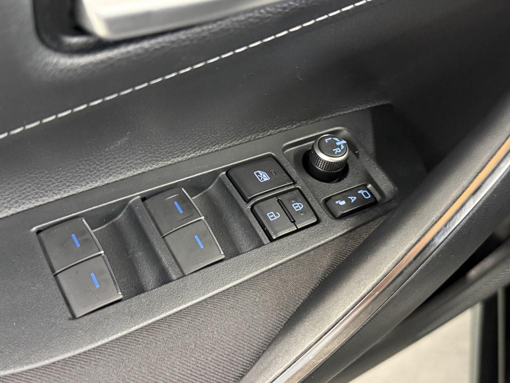 Toyota Corolla Touring Sports 2.0 185pk hybrid dynamic| stoel.verw| trekhaa