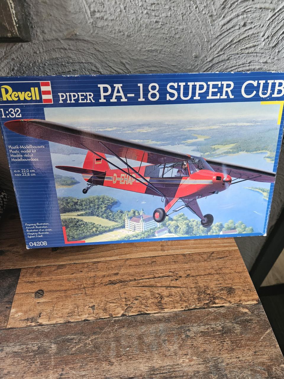 Revell Piper PA-18 Super Cub modelbouw kit 1:32