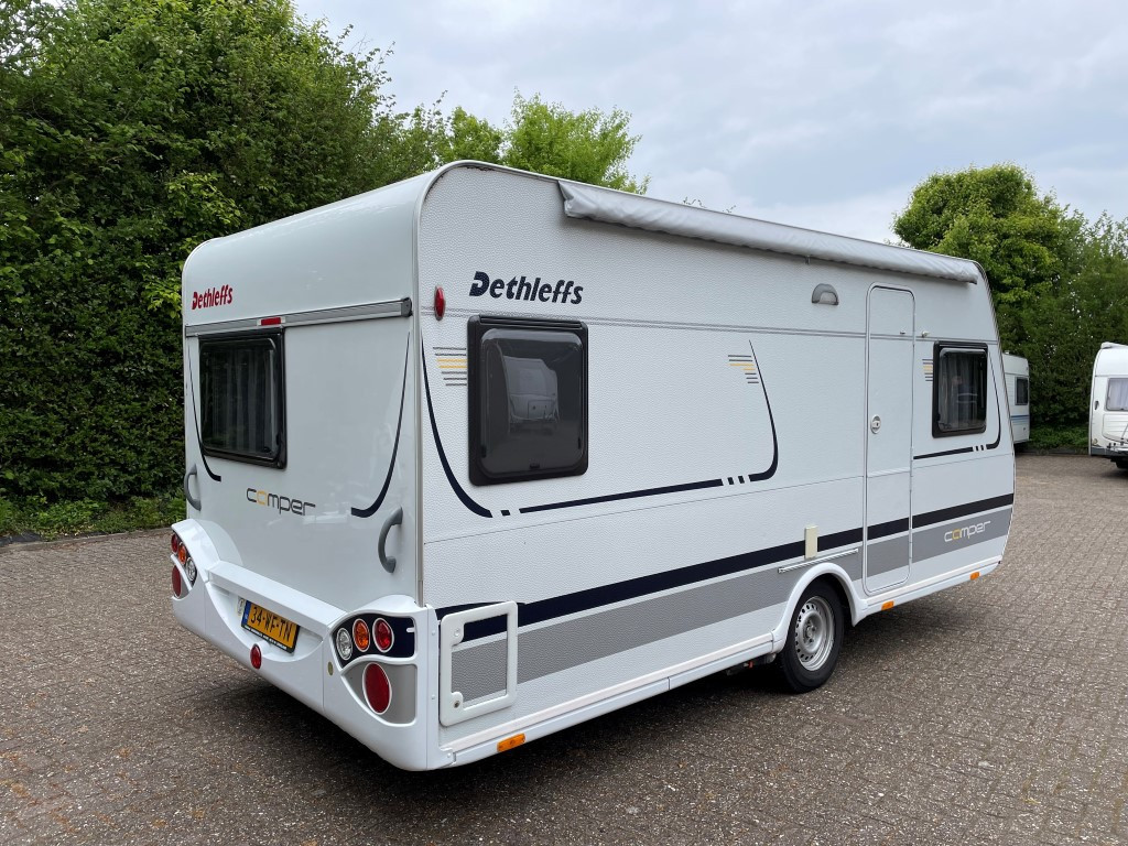 Dethleffs Camper 450 DB met mover
