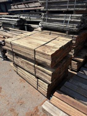 Gebruikte Hardhouten balken 150x60 mm | 1400 mm