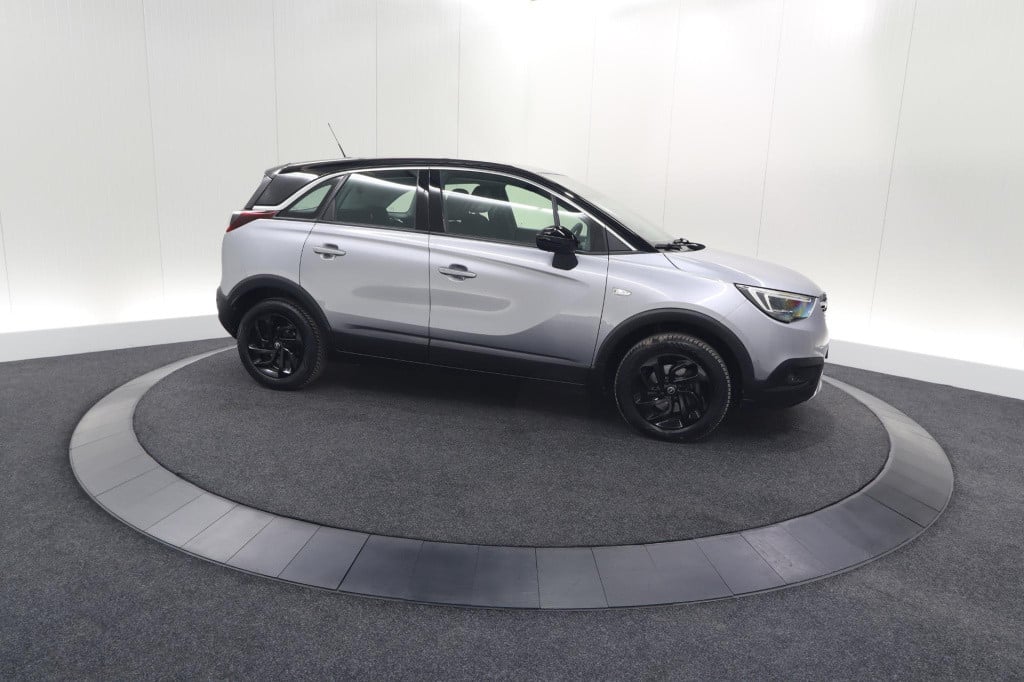 Opel Crossland X 130 turbo at6 innovation | camera | dodehoekdetectie | app