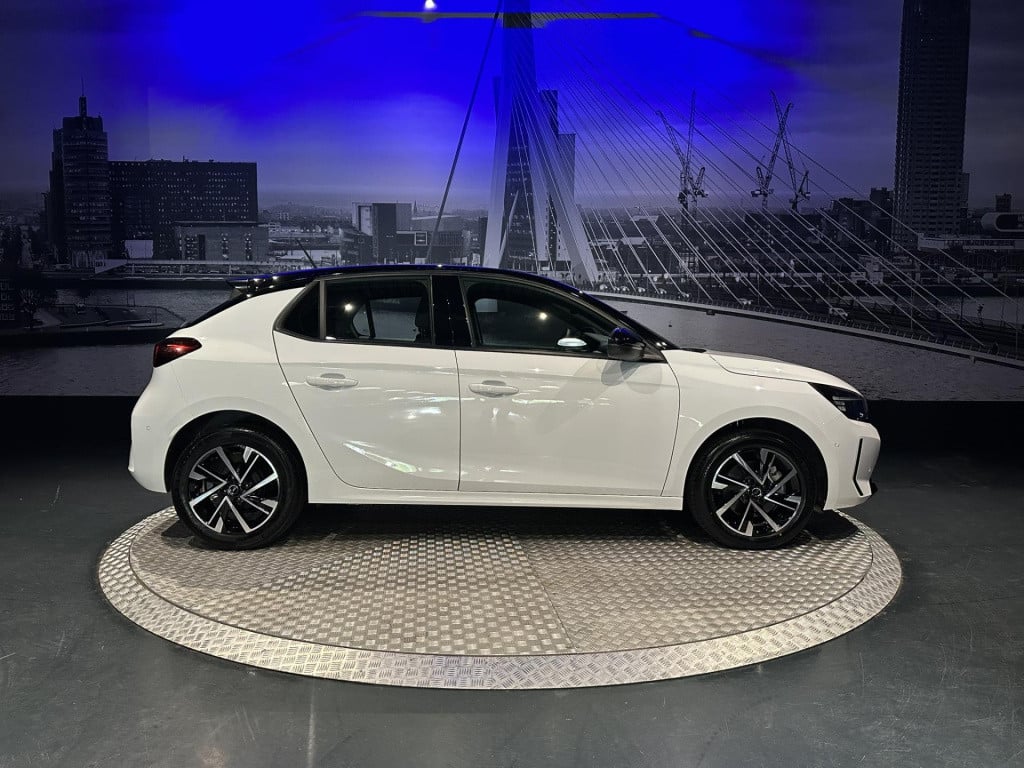 Opel Corsa 1.2 turbo gs *nieuw model*carplay*camera*