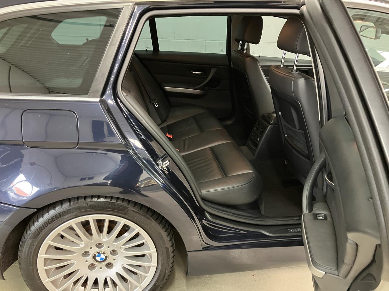 BMW 330d touring