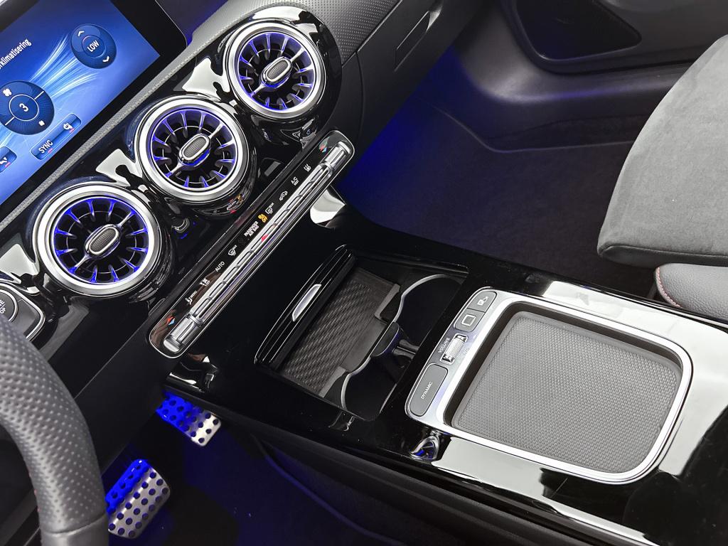 Mercedes-Benz Cla shooting brake 250 e business solution amg amg line | nig