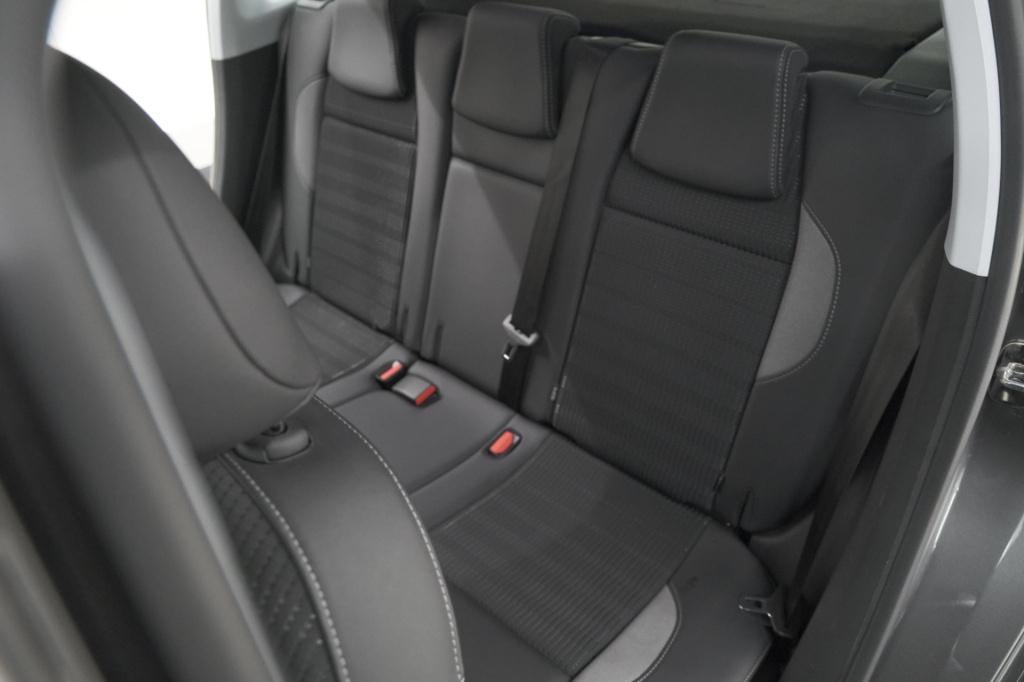 Peugeot 2008 puretech 110 allure | trekhaak | parkeersensoren | navigatie