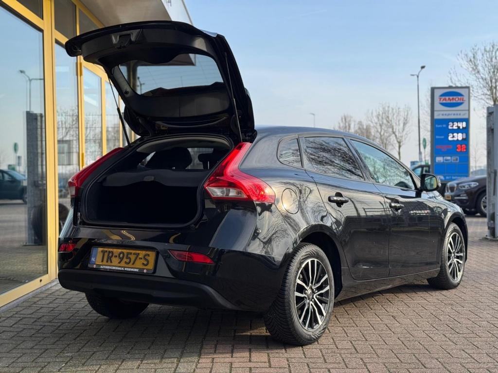 Volvo V40 1.5 t2 edition+