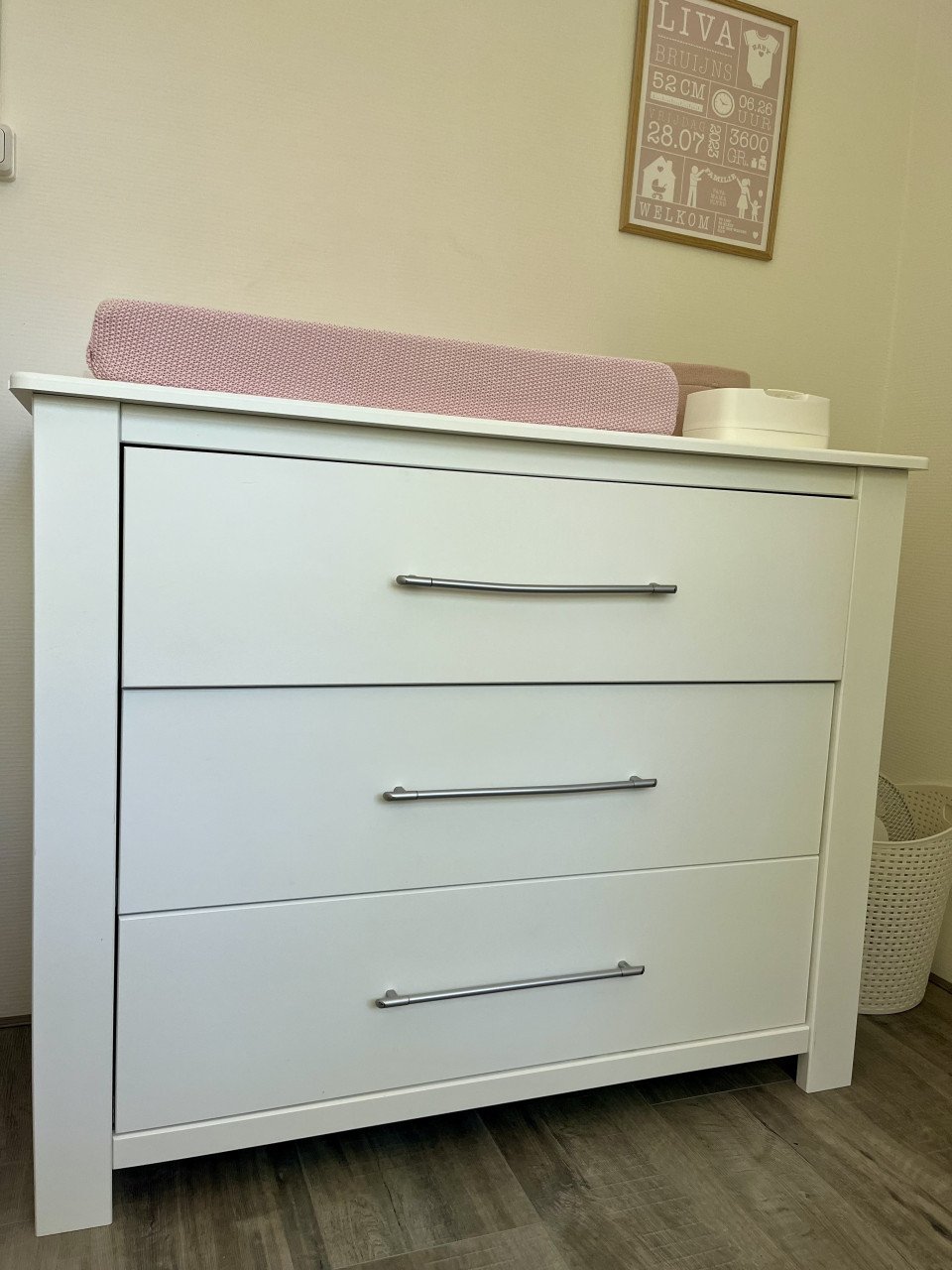 Complete babykamer + matras t.w.v. €319,-
