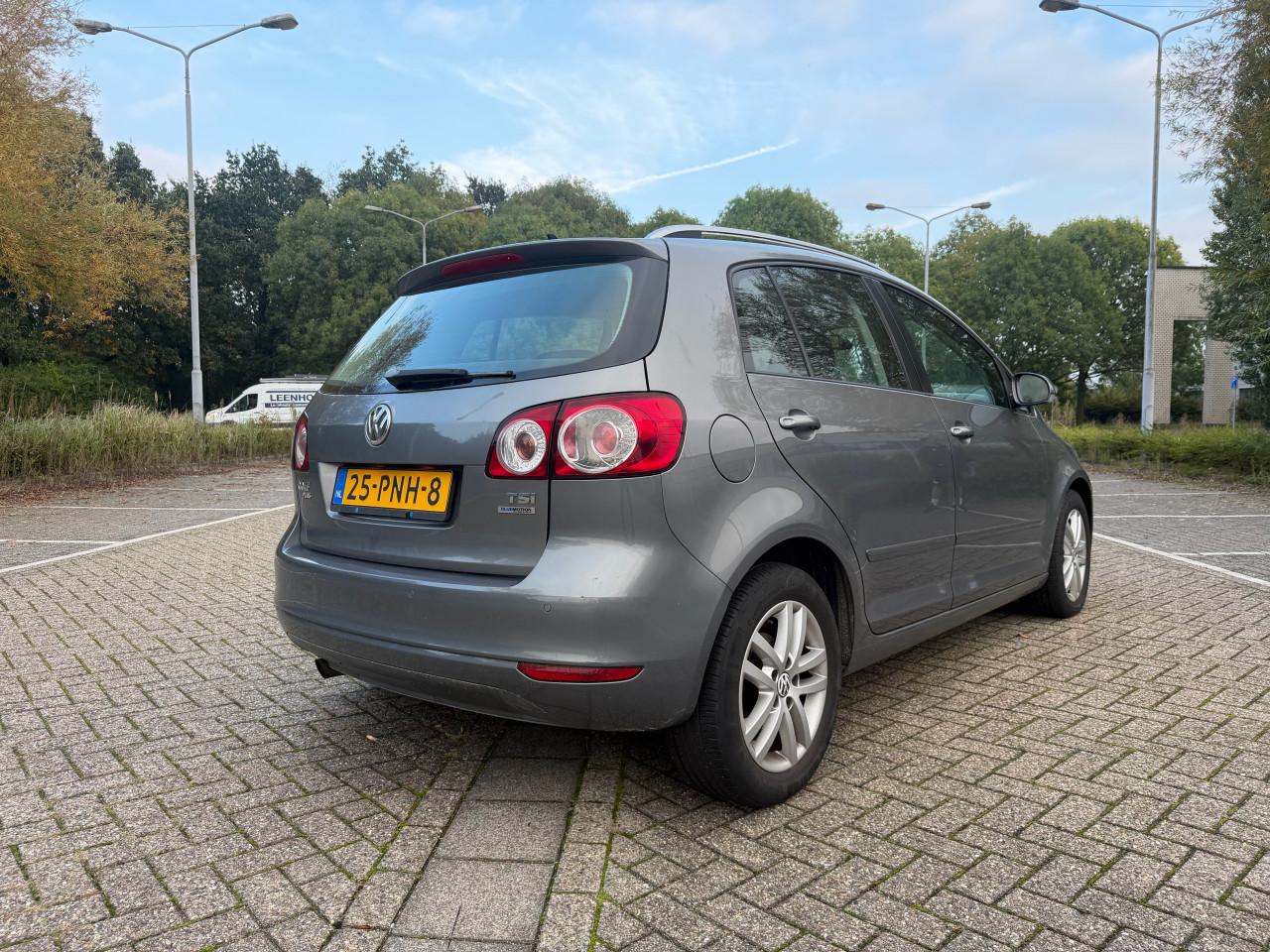 Volkswagen Golf Plus 1.2 TSI Highline | Apk |Airco | Cruise | Pdc | Lage KM