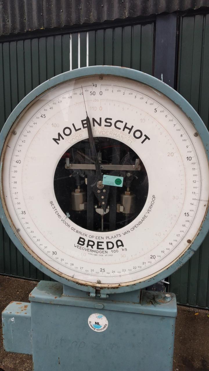 Oude weegschaal Molenschot
