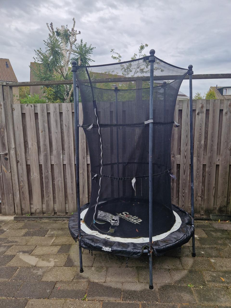 Trampoline
