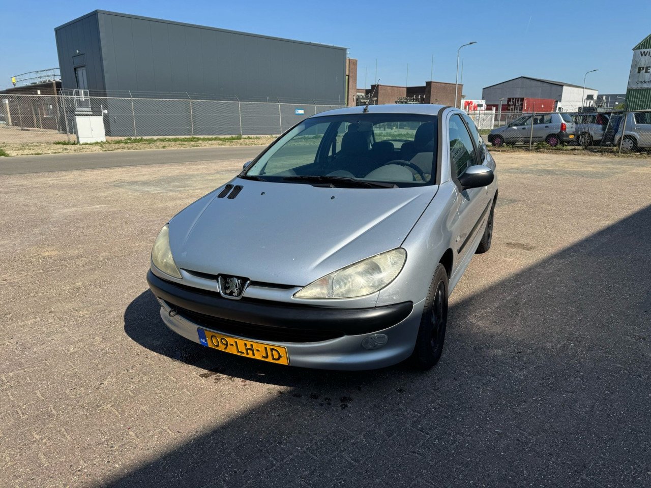 Peugeot 206 bj 2004 1200 euro