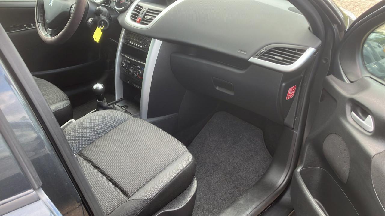 Peugeot 207 1.4 vti urban move