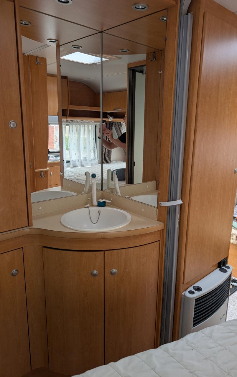 Eifelland Holiday Exclusief 465 TF / 2002 / mover / voortent