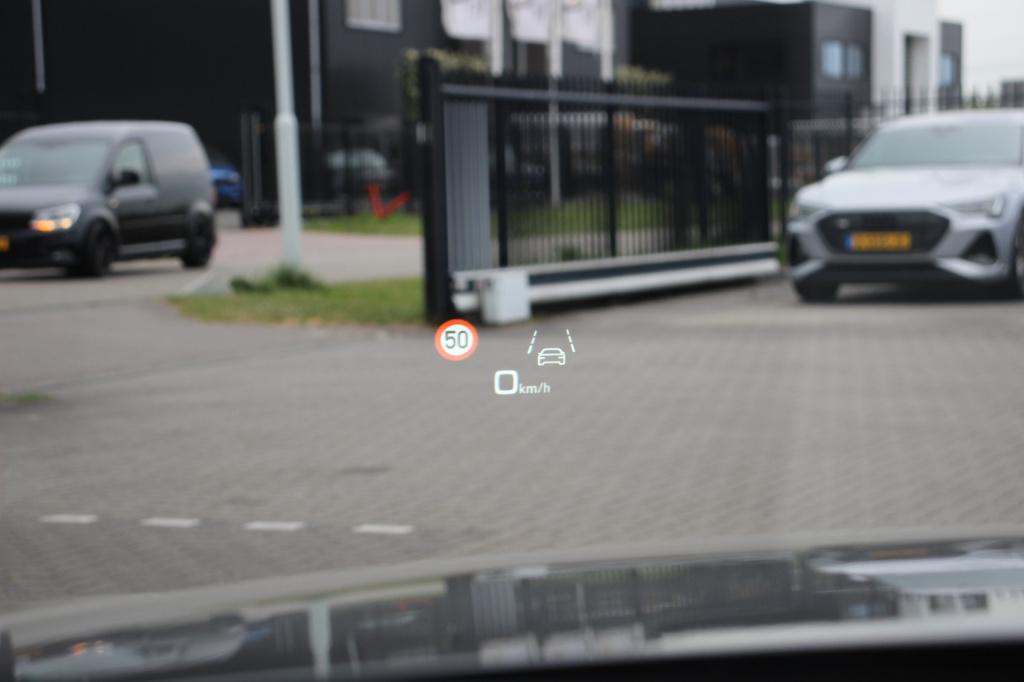 Audi A6 avant 55 tfsi e quattro s competition | rs stoelen | head up | memo