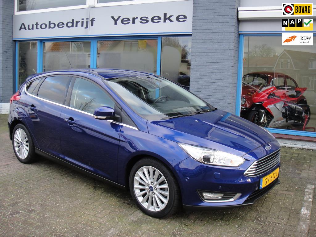 Ford Focus 1.5 titanium edition