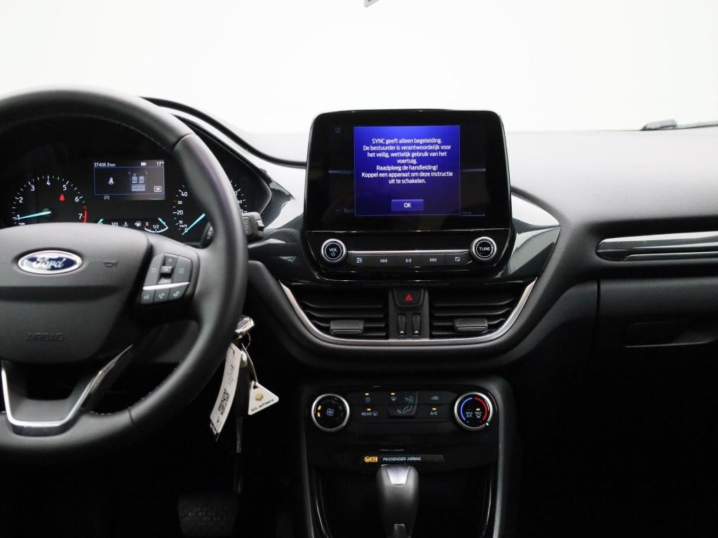 Ford Puma 1.0 ecoboost hybrid titanium | automaat | lmv | trekhaak | naviga