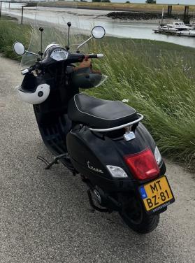 Vespa Piaggo GTS250