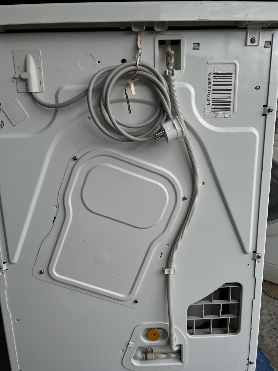 Miele condens droger inhoud 5 kg. schoon en netjes