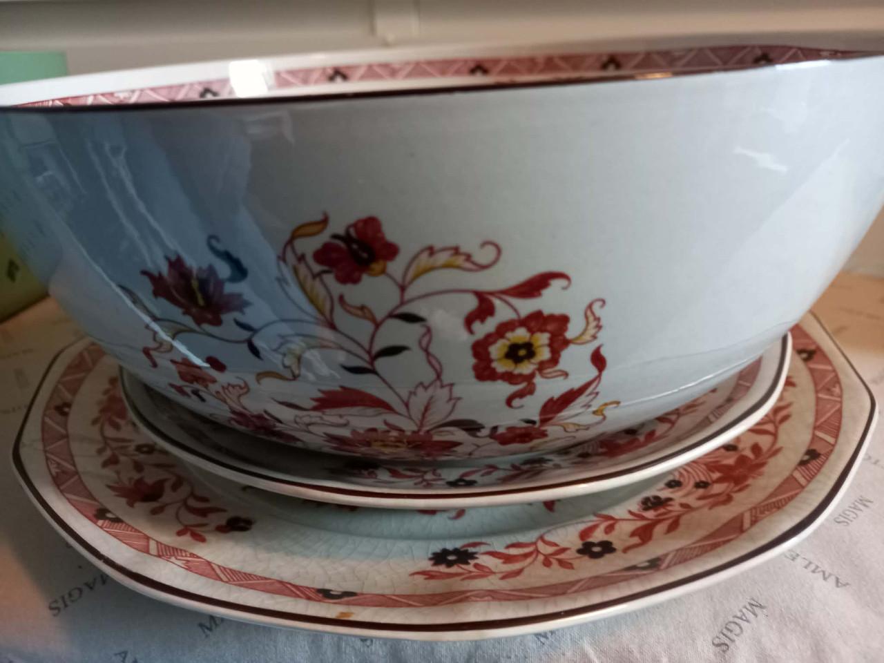 Compleet vintage servies van Wedgwood motief Kashmar