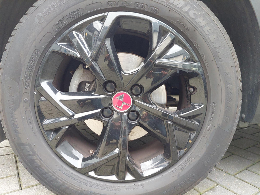 Ds Ds 3 crossback 100 performance line navi/cam/keyless
