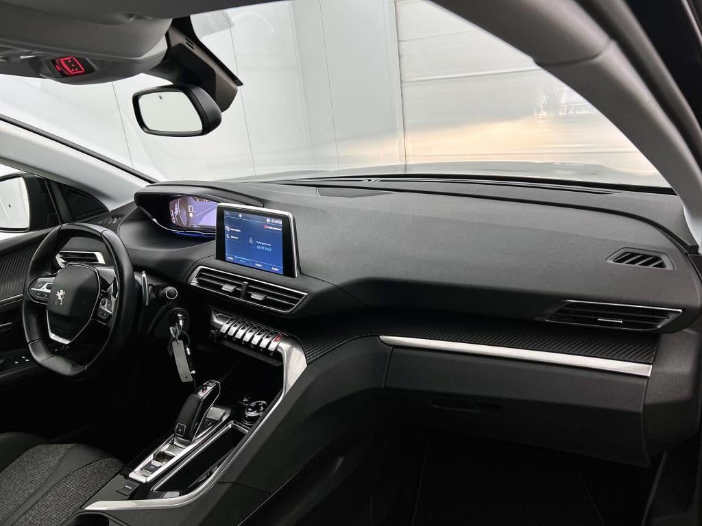 Peugeot 3008 1.2 puretech allure limited automaat | navigatie | grip contro