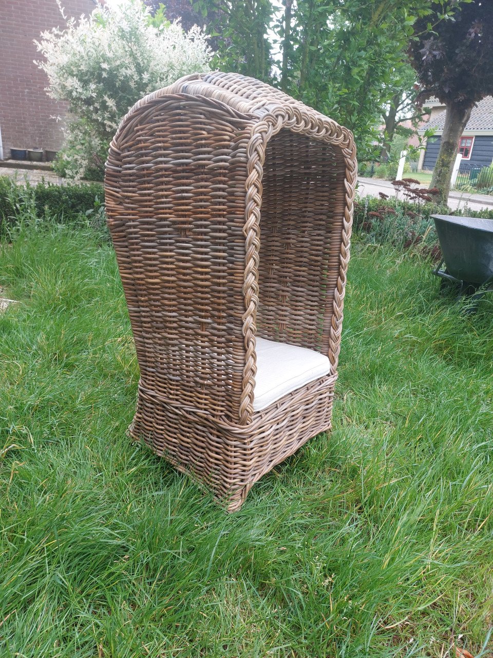 Leuke ouderwetse kinderstrandstoel