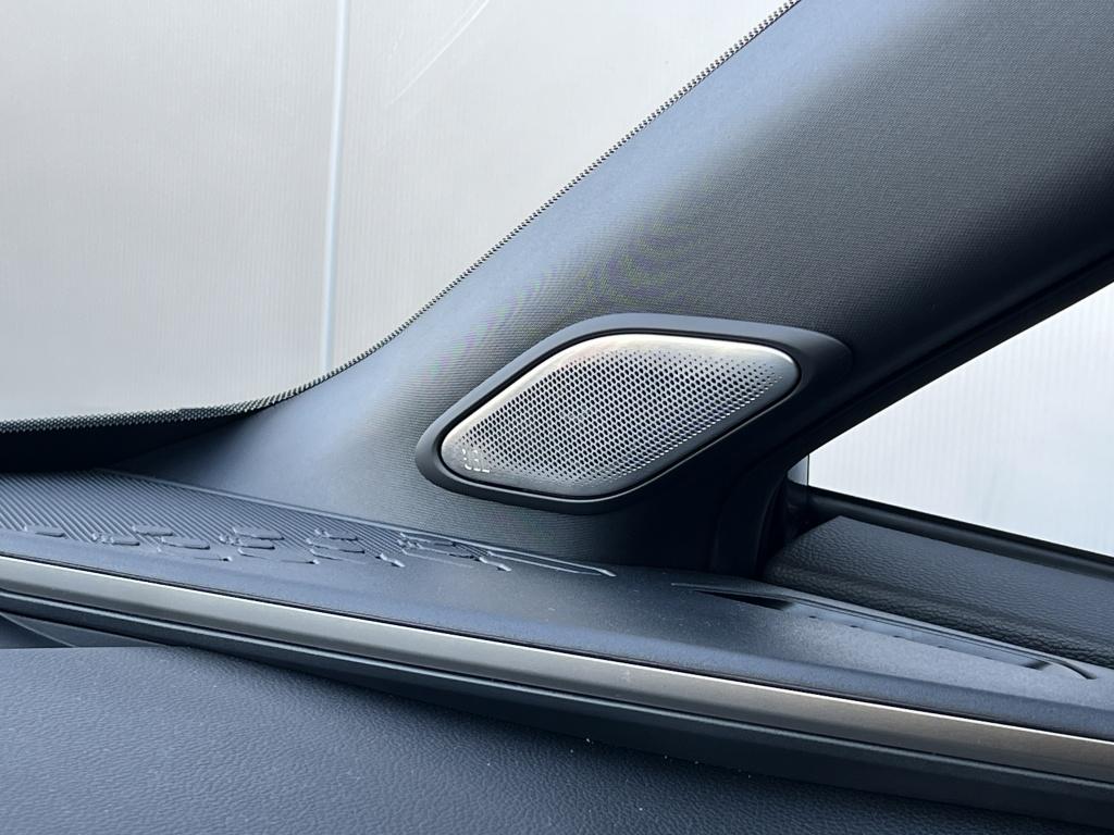 Toyota C-hr 2.0 phev 220 exec