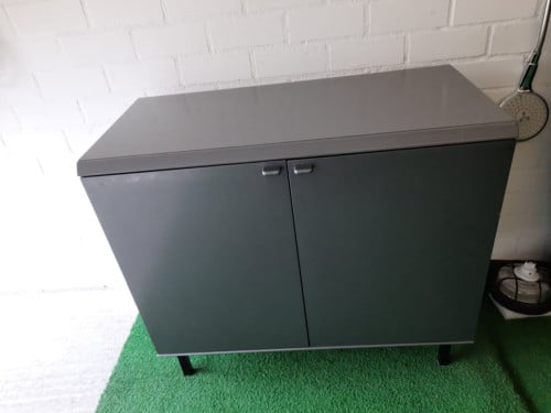 Gratis afhalen: Grijze lage kast