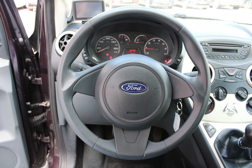 Ford KA 1.2 comfort s/s / mooie km stand