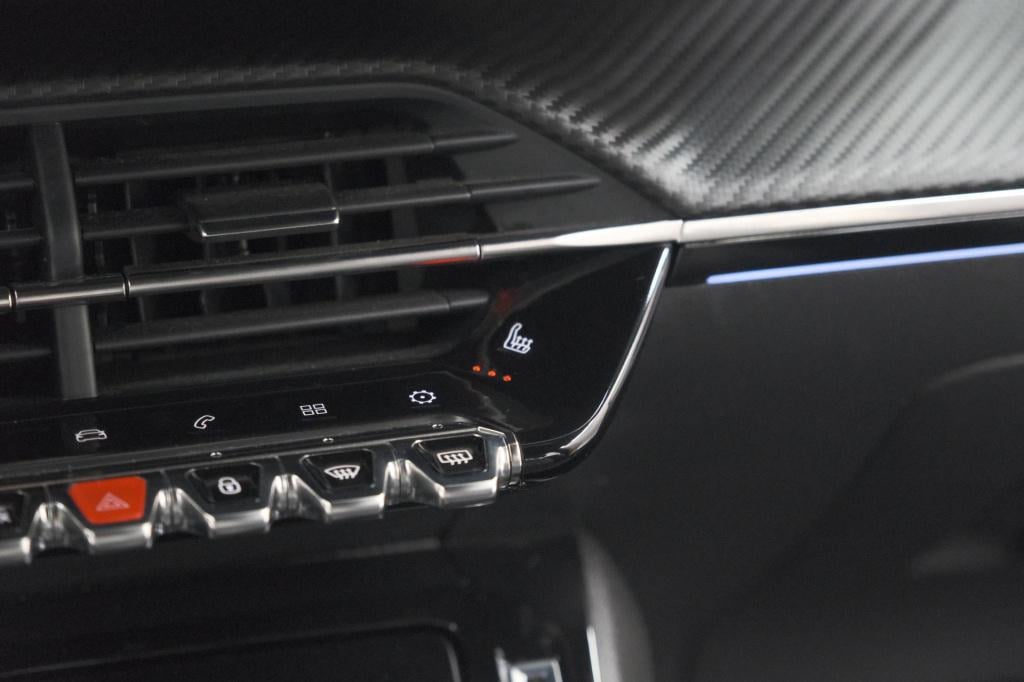 Peugeot 2008 puretech 130 gt pack | leer-pakket | camera | dodehoekdetectie