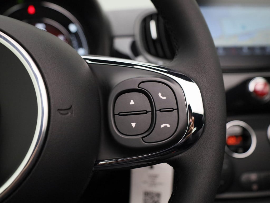 Fiat 500 C 1.0 hybrid dolcevita | navigatie | climate control | virtual coc