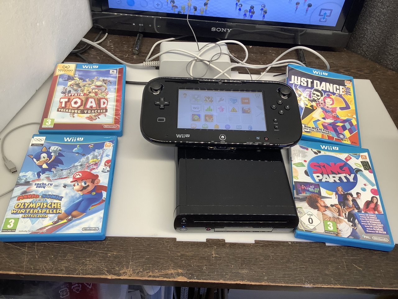 Prachtige set van de Wii U van Nintendo. Mario Kart / Splatoon+ extra