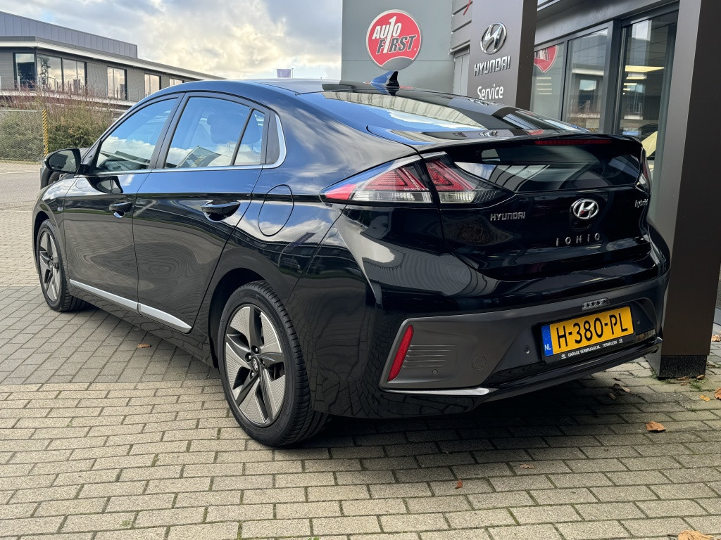 Hyundai Ioniq 1.6 gdi comfort plus | navigatie | achteruitrijcamera | cruis