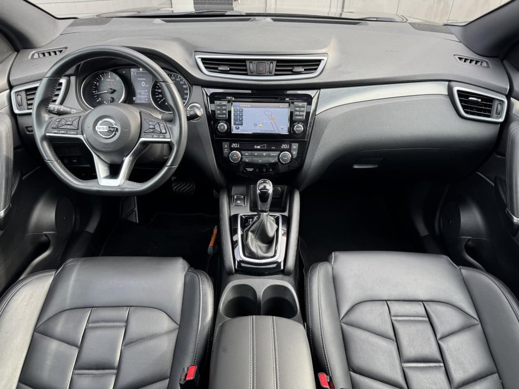 Nissan Qashqai 1.2 tekna + automaat, trekhaak + meest luxe uitvoering!