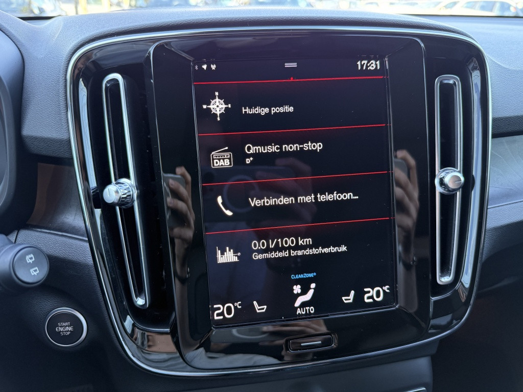 Volvo XC40 t5 262pk recharge ultimate bright| panodak| adap.cruise| trekhaa