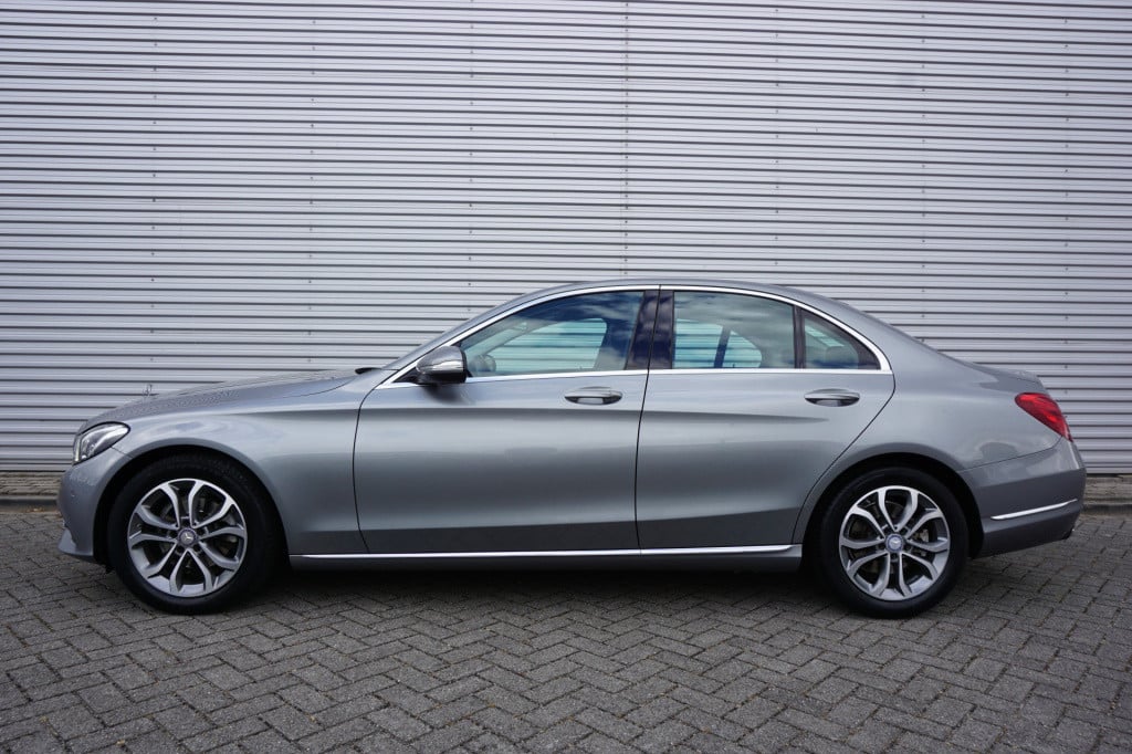 Mercedes-Benz C-Klasse 180 prestige climate / navi / cruise / stoelverw. / 