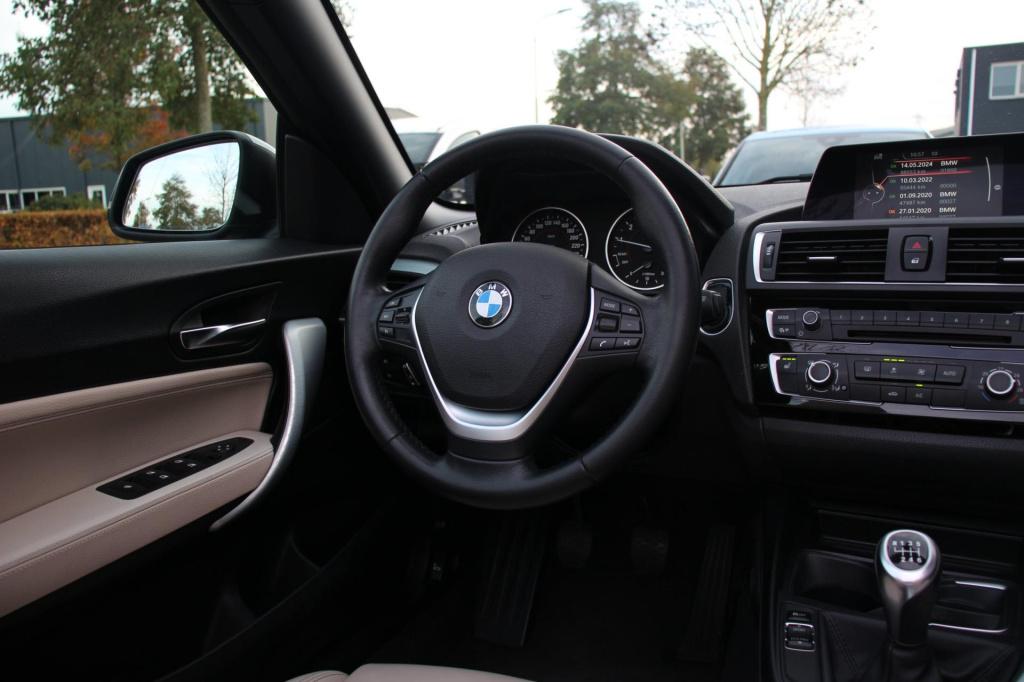 BMW 2-serie cabrio 218i sportline - leder - navi - led - pdc - stoel verw -