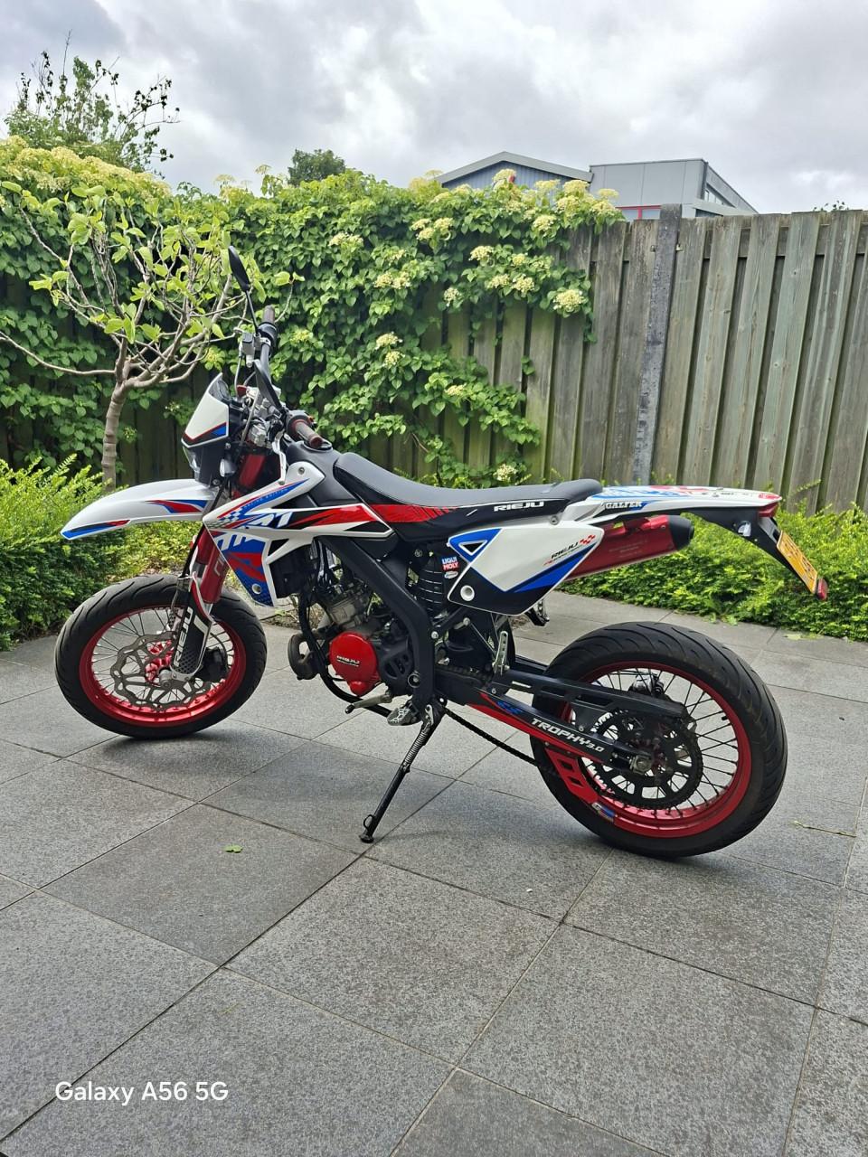 Rieju MRT 50 SM Trophy 3.0 E5