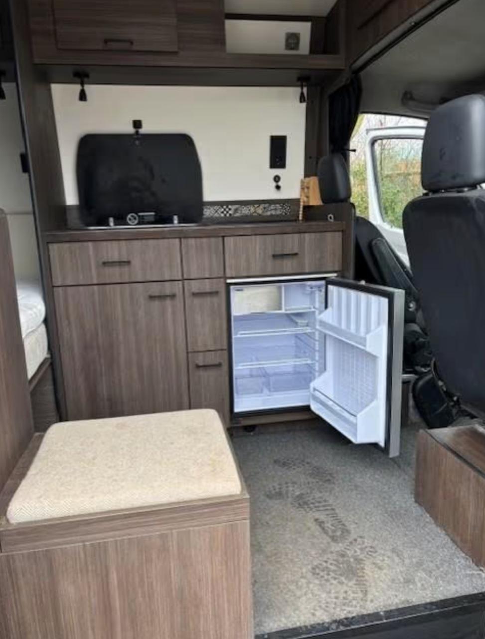 Buscamper Mercedes Sprinter 318 CDi | Hoge kwaliteit zelfbouw | Jaar APK