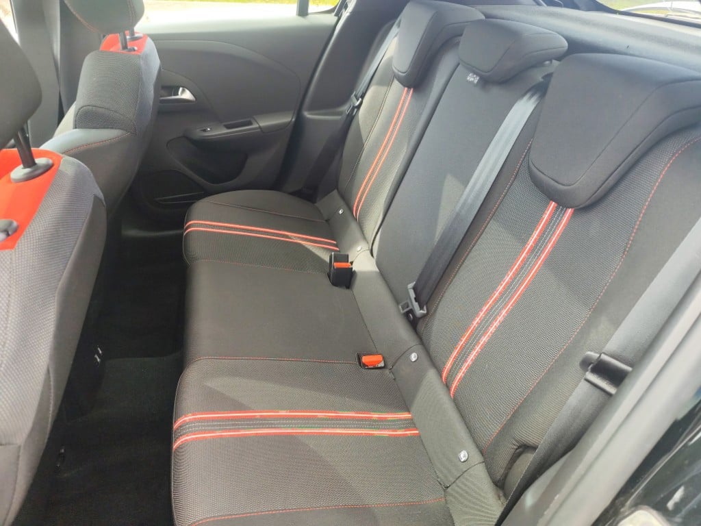 Opel Corsa 1.2 gs line