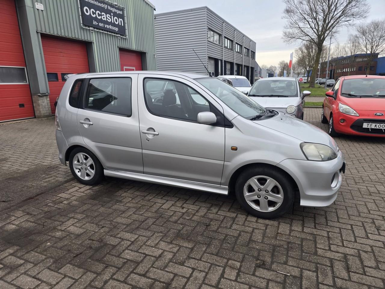 Te koop: Daihatsu YRV 1.3 16v – €1.250