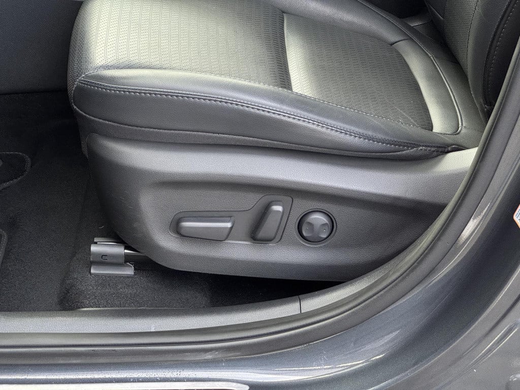 Hyundai Kona ev premium 64 kwh soh 97% meest luxe uitvoering incl. schuif-/