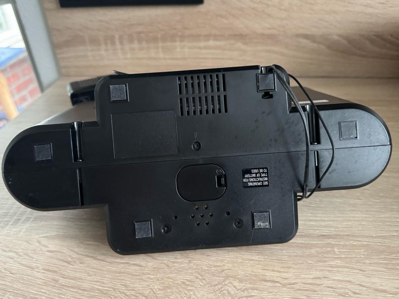 Sony Dream Machine ICF-C1iPMK2 Alarm Clock Radio & iPhone iPod Docking