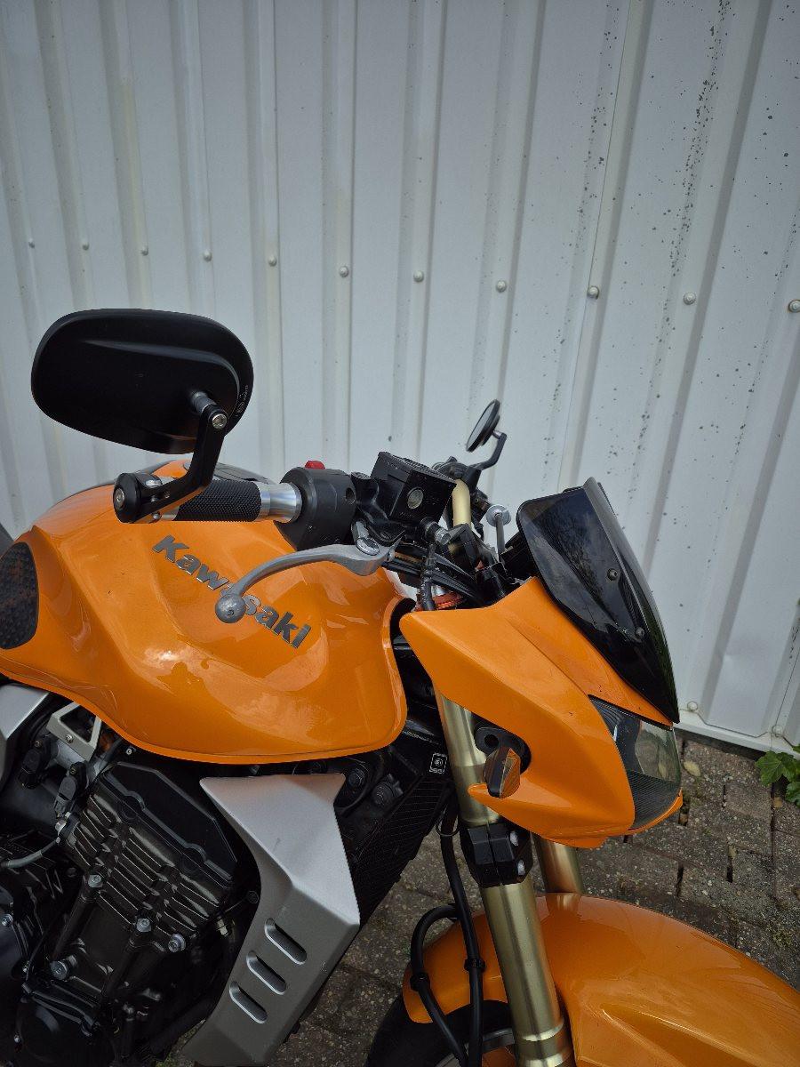 Kawasaki Z1000 akrapovic, mooie naked bike